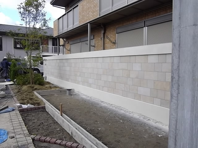 塀塗装　施工後