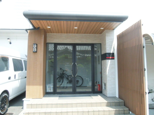 エントランス装飾　施工後