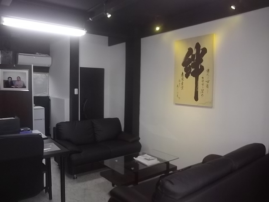 オフィスクロス貼替　施工後