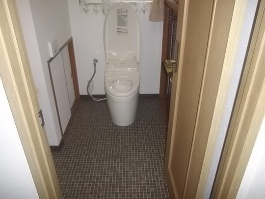 トイレリフォーム　施工後